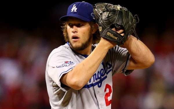 (Dilip Vishwanat/Getty Images)